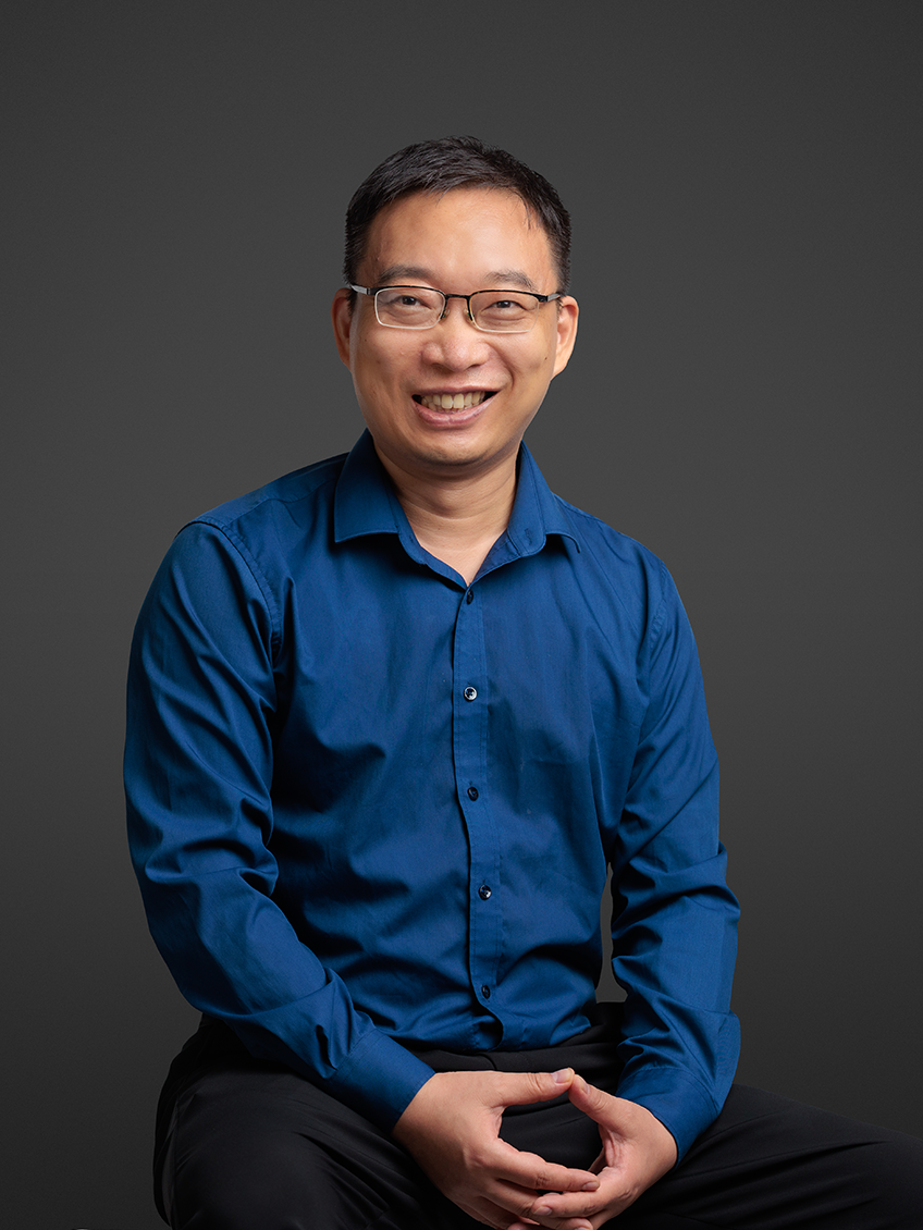 Professor Wei Lu